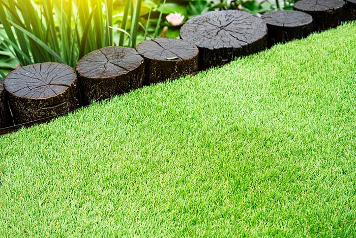 Low-maintenance artificial lawns from Fore Play